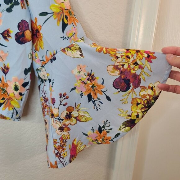 Leith Womens Shirt Top Small Blue Colorful Floral Crop Knot Front Cottagecore - Picture 10 of 12